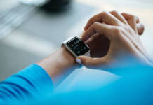 Smartwatch na prezent - czy warto kupić?