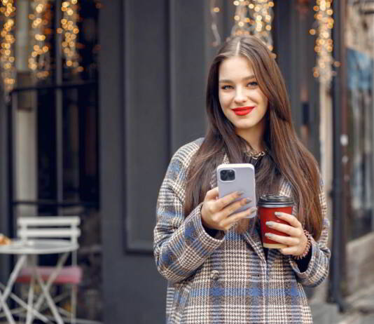 etui na telefon ze zdjeciem